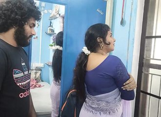 Baiser passionné et étreinte sauvage en sari, caresses intimes et plaisir anal