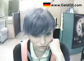 Cam exhib dans un lieu inapproprié