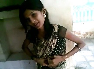 Sexe avec une indienne fort gourmande