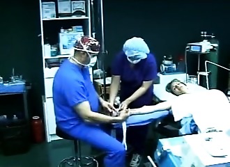 Des gros seins lourds à voir 