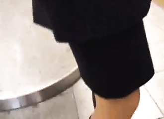 Attouchements dans le wagon