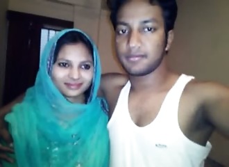 De la belle indienne frivole en sextape