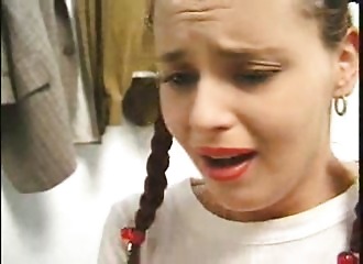 Apprentissage sexuel à la fac en plein cours