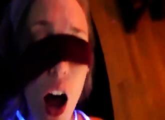 Ce salopard transforme sa cousine en petite pute soumise 