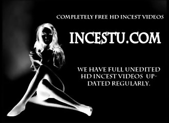 Sa moule rasée de blondinette est emboutie sportivement