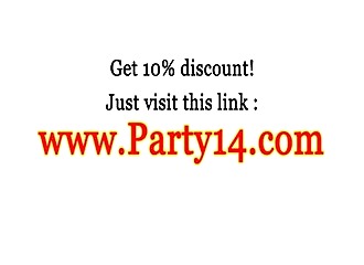 De jolies fêtardes libérées niquent à tout-va