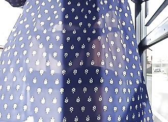 Une robe très transparente