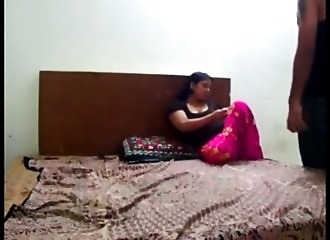 Coucherie avec une indienne excitée